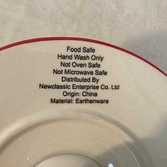 Target BP 2024 Christmas Cake Stand - Picture 4 of 7